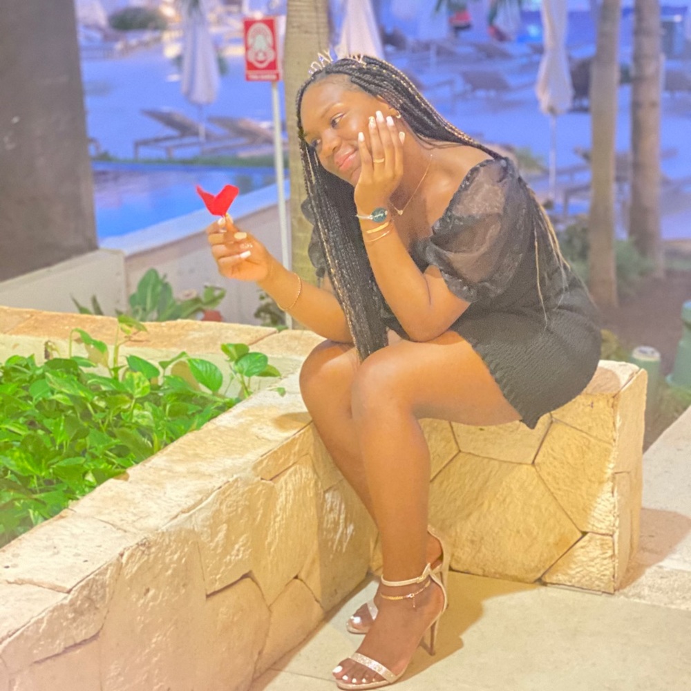 Meet your Posher, Ashamoye